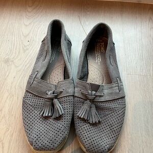 TOMS Women's Gray Suede Loafers